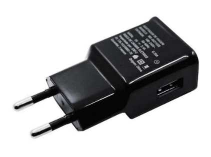 CARREGADOR PRETO DE VIAGEM  2.1 A OUTPUT 1USB COD F001P